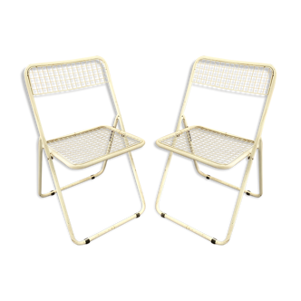 Pair of white "Ted Ned" folding chairs by Niels Gammelgaard