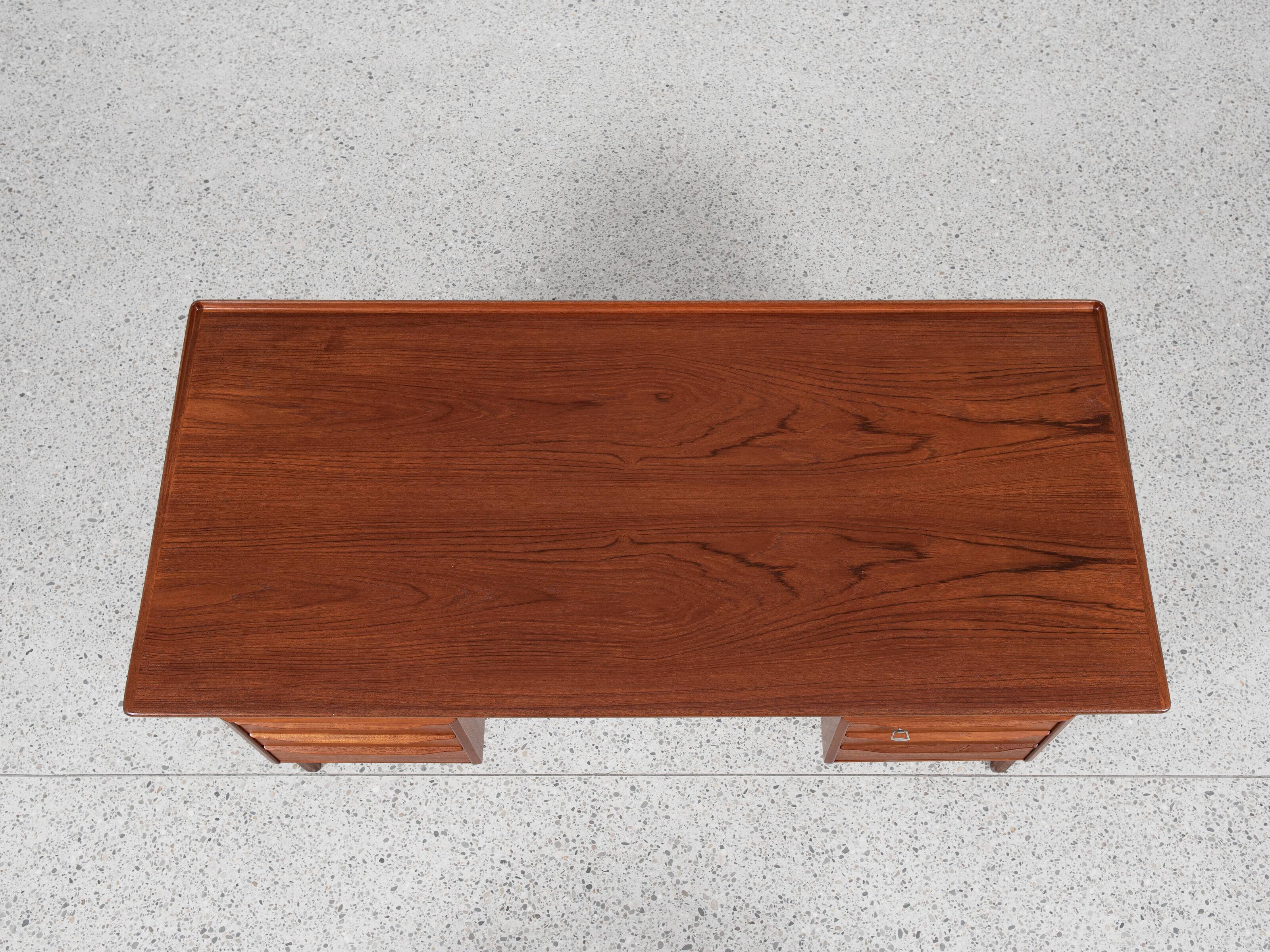 Midcentury Danish desk in teak by Peter Løvig Nielsen - 1968