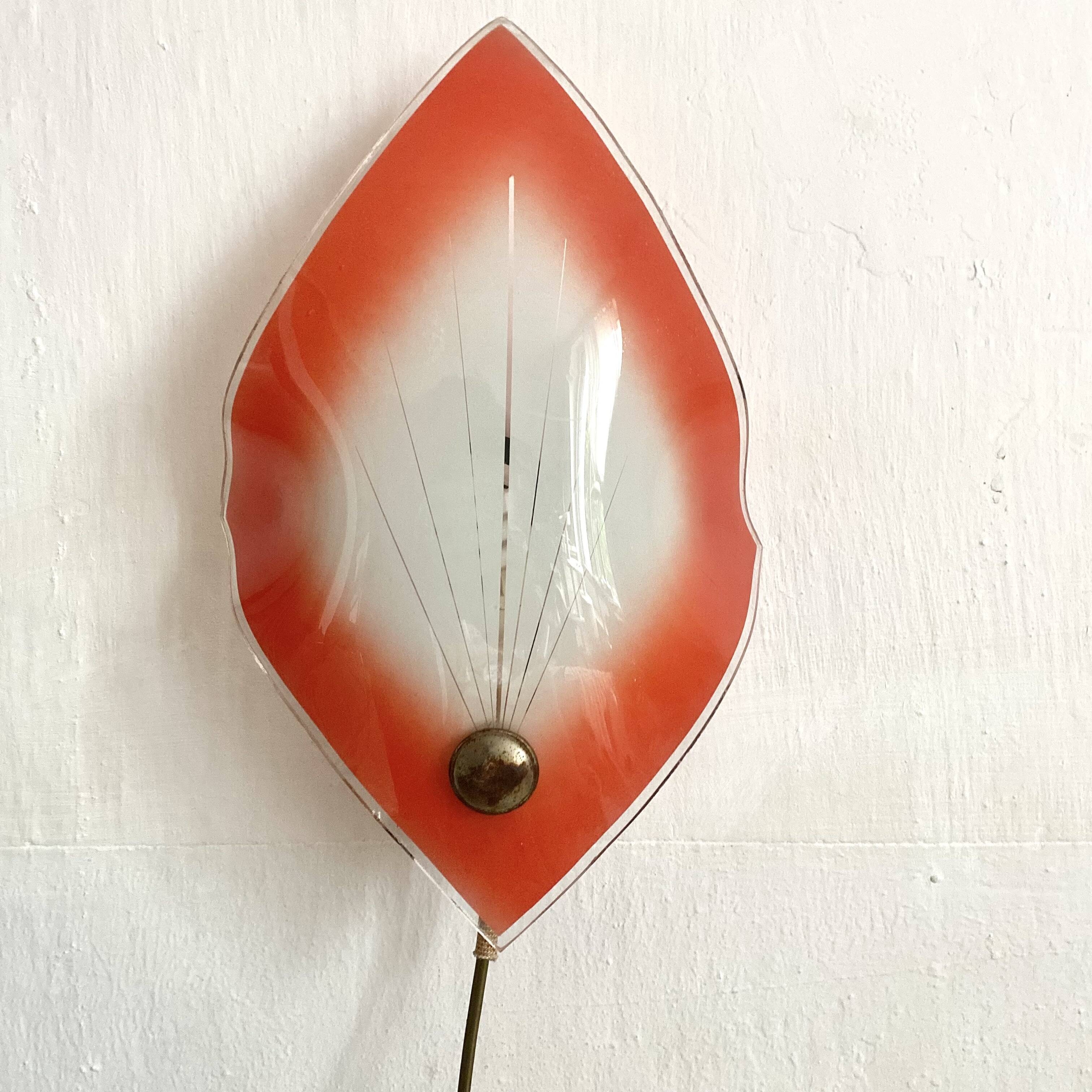 Vintage opaline balladeuse wall light