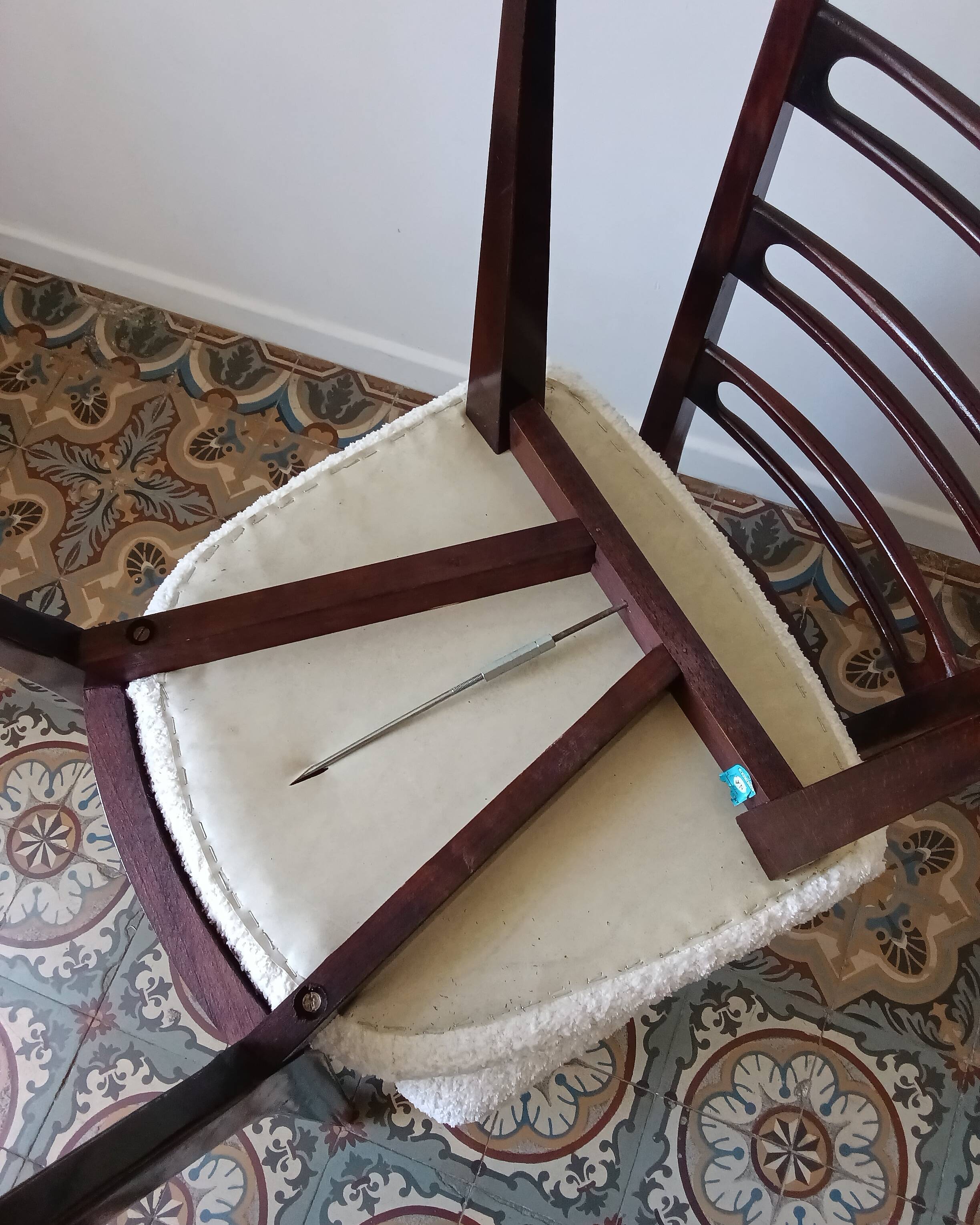 Set of 4 vintage chairs