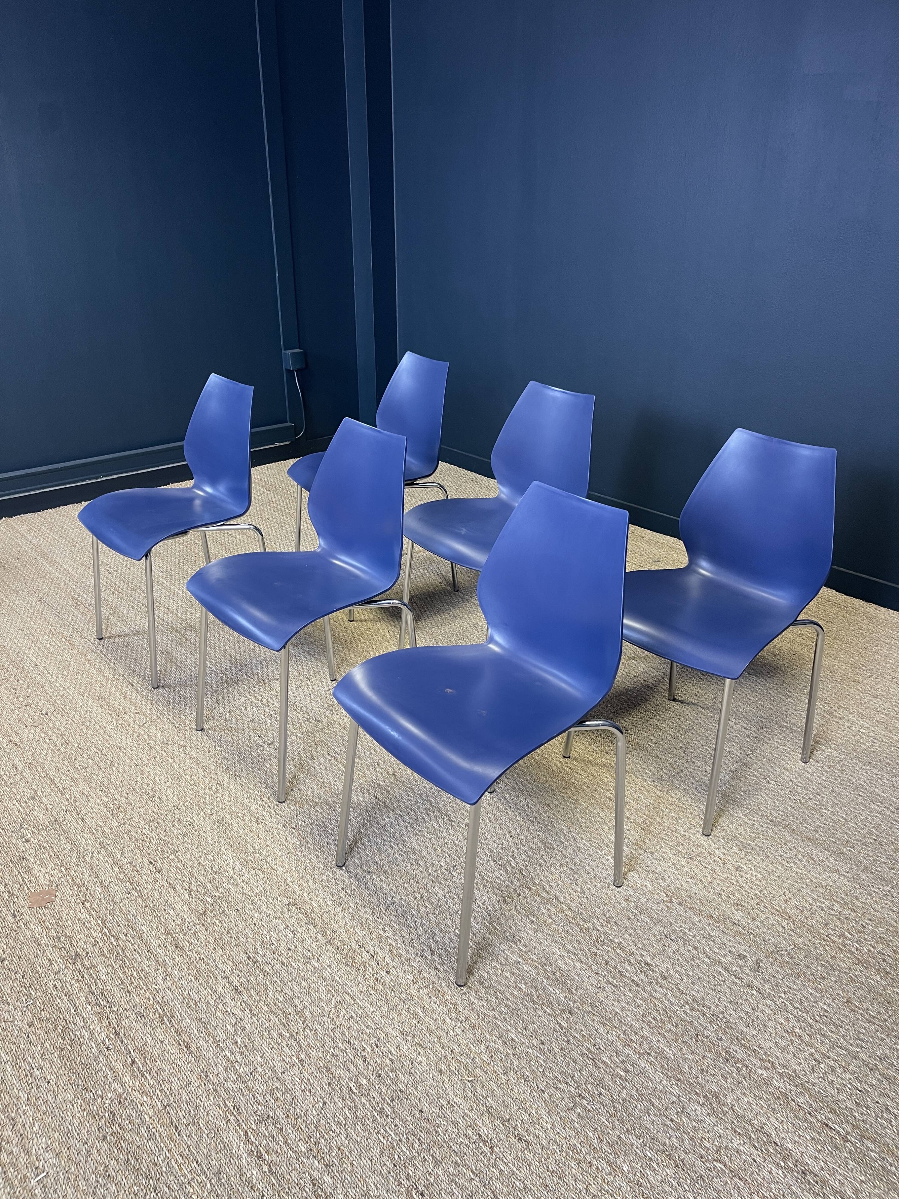 Set of 6 blue dining room chairs from the 2000s