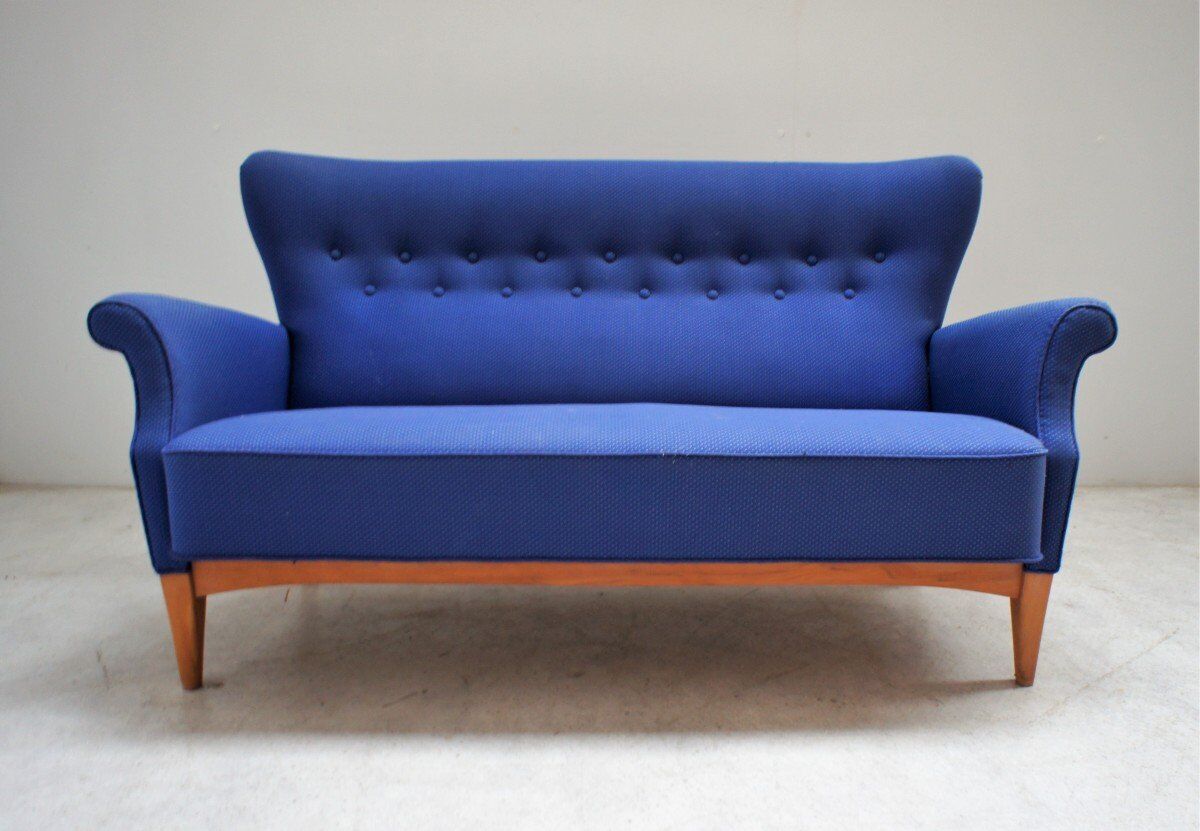 Vintage Scandinavian fabric sofa, Fritz Hansen model 8112