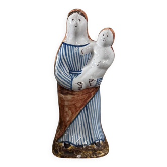 Vierge à l'Enfant en faïence de Nevers XVIIIe