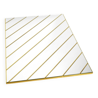 Large, exceptional 1970s brass wall mirror with diagonal mirror strips