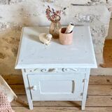 Table de chevet