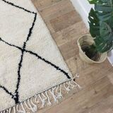 Azilal Berber rug in handmade wool 250 X 157 CM