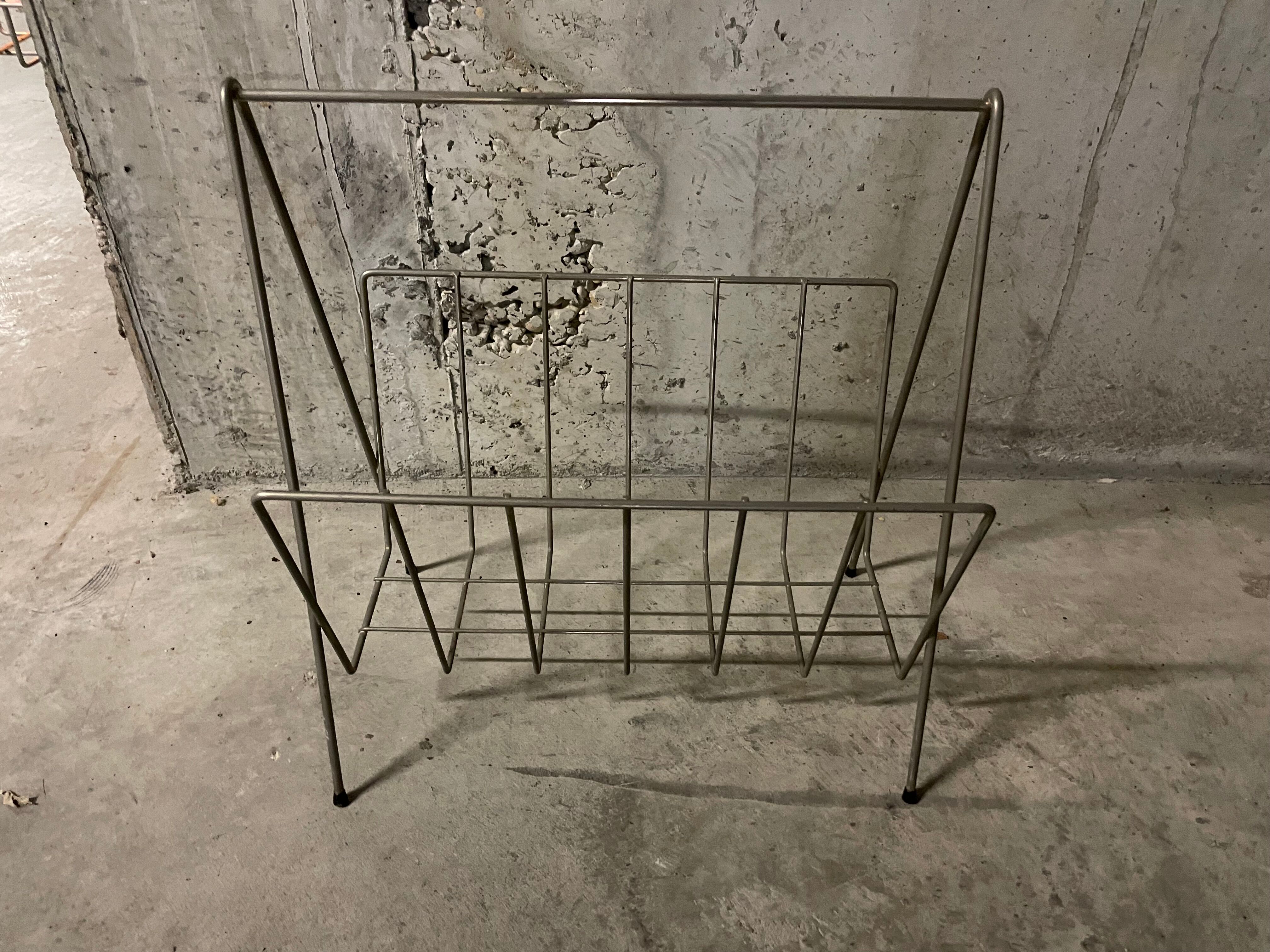 Magazine rack from the 1950s