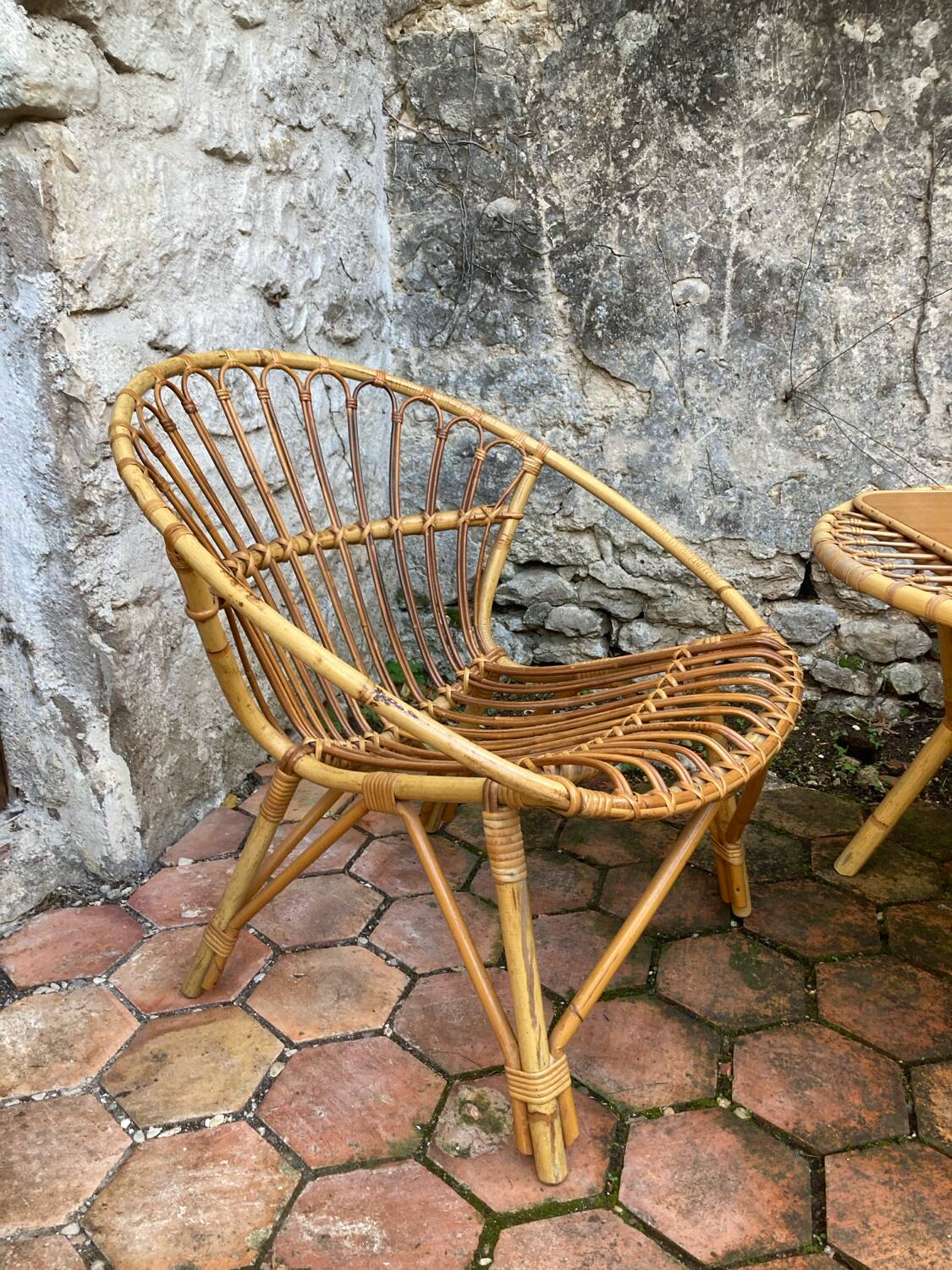 Vintage rattan lounge