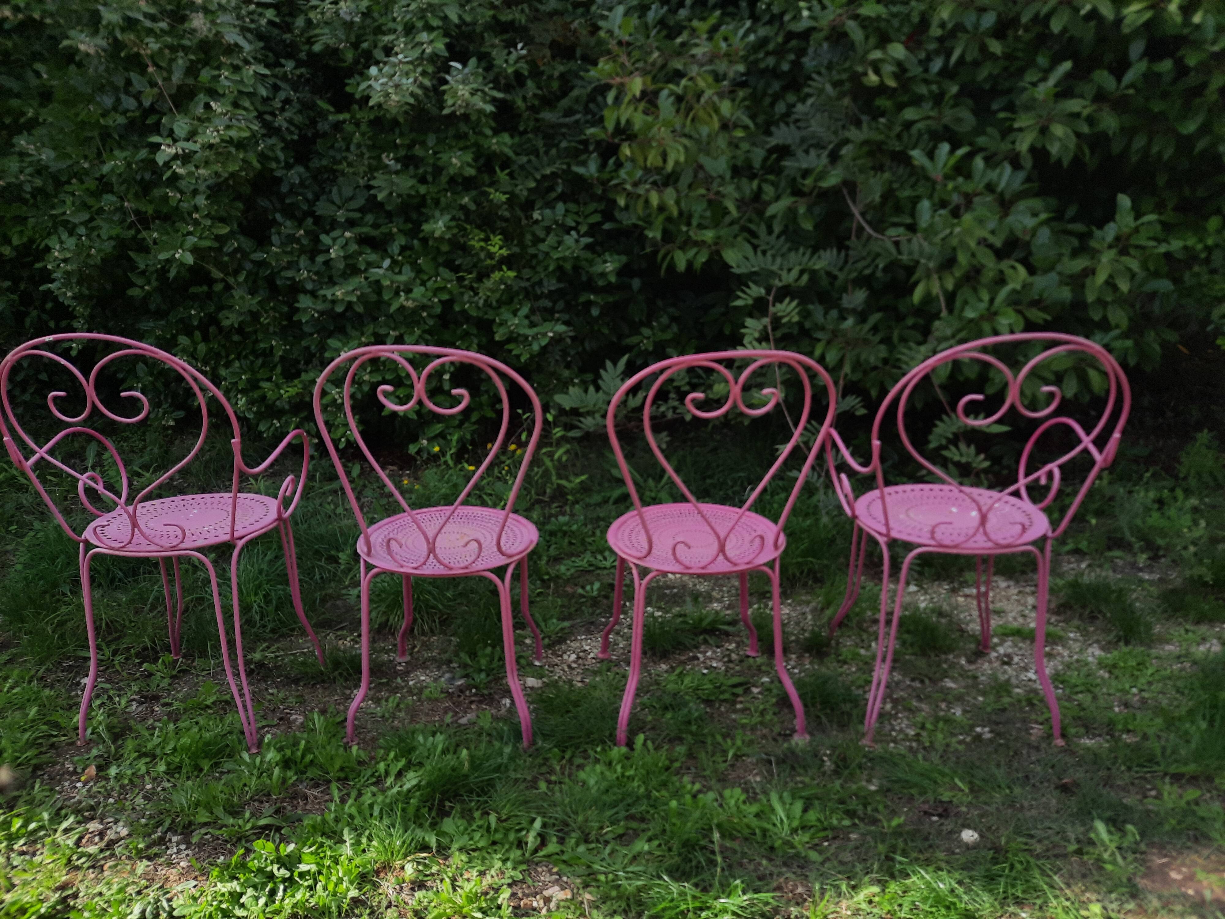 Set of 2 armchairs + 2 Fermob chairs in antique wrought iron