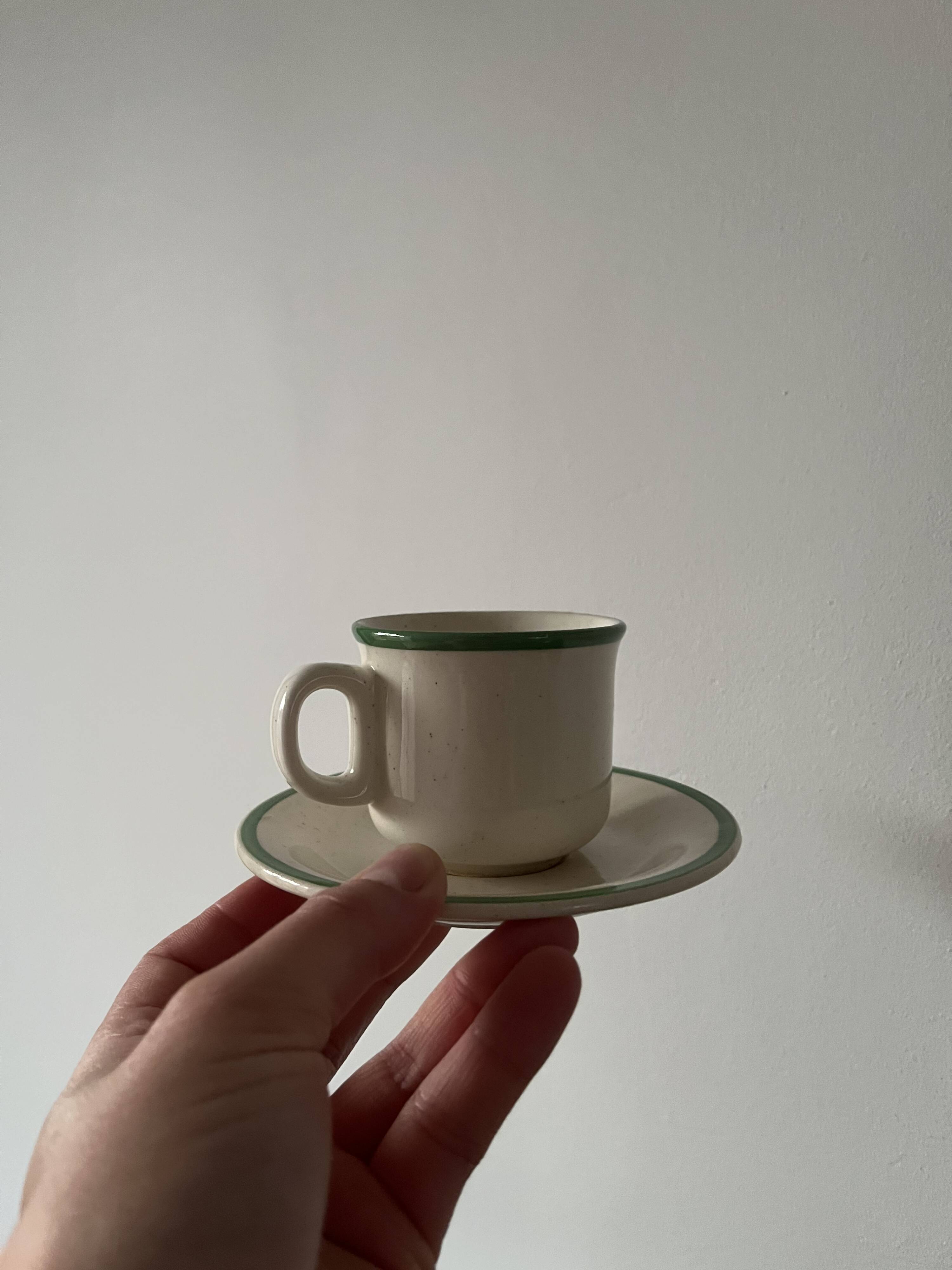 Tasse en céramique vintage