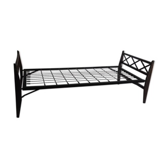 Vintage brace boarding school bed