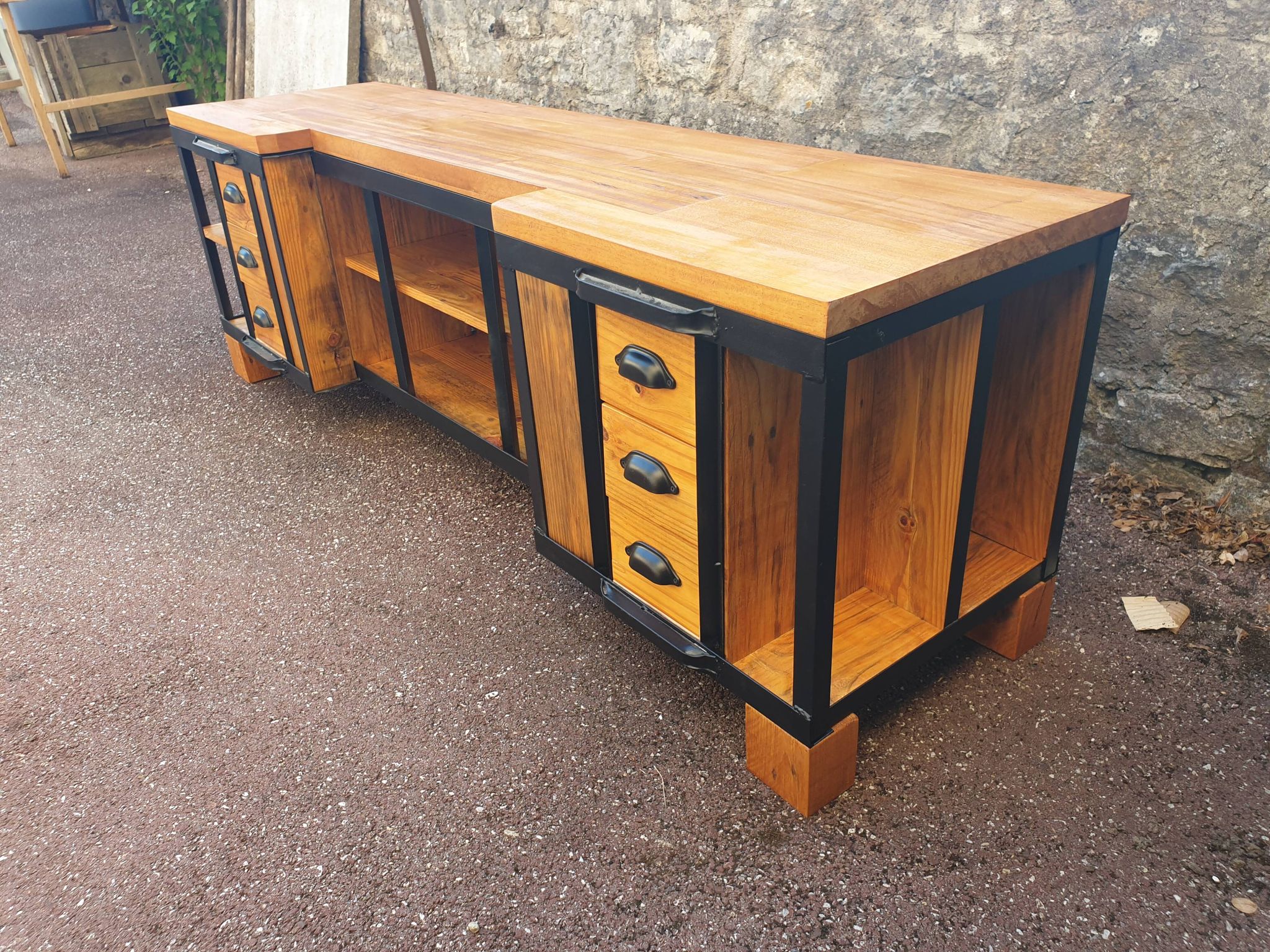 Meuble TV industriel