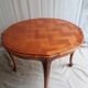 Table ronde de style Louis XV