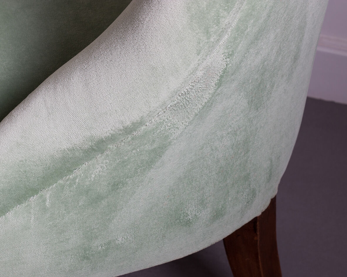 Toad silk velvet armchair