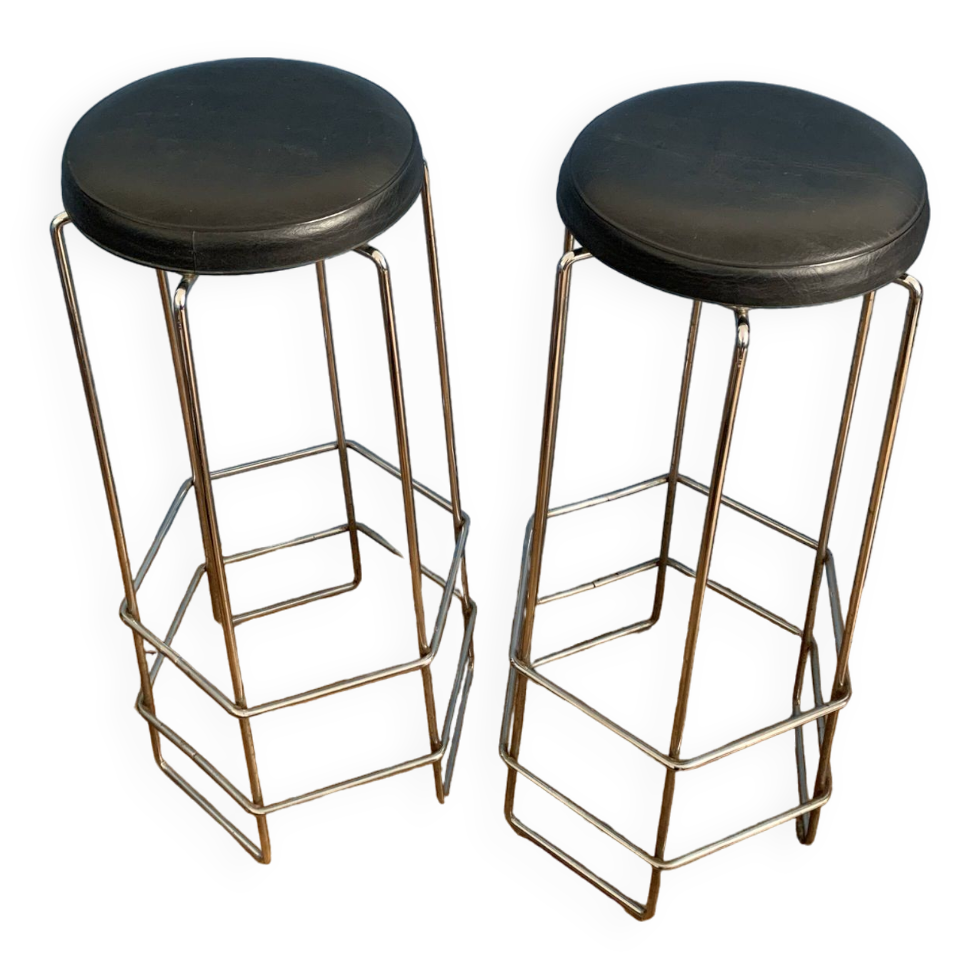 Pair of high bar chairs - chrome metal and Skai
