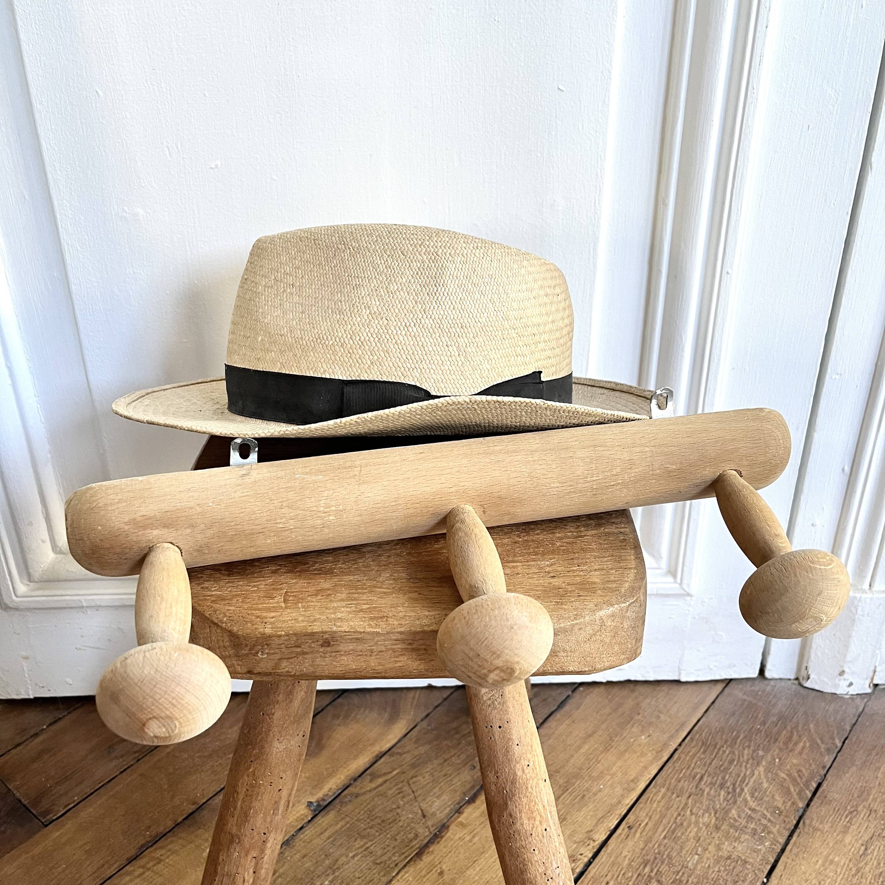 Vintage coat rack with 3 mushrooms