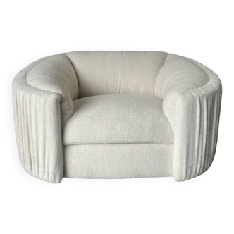 Large single seater armchair