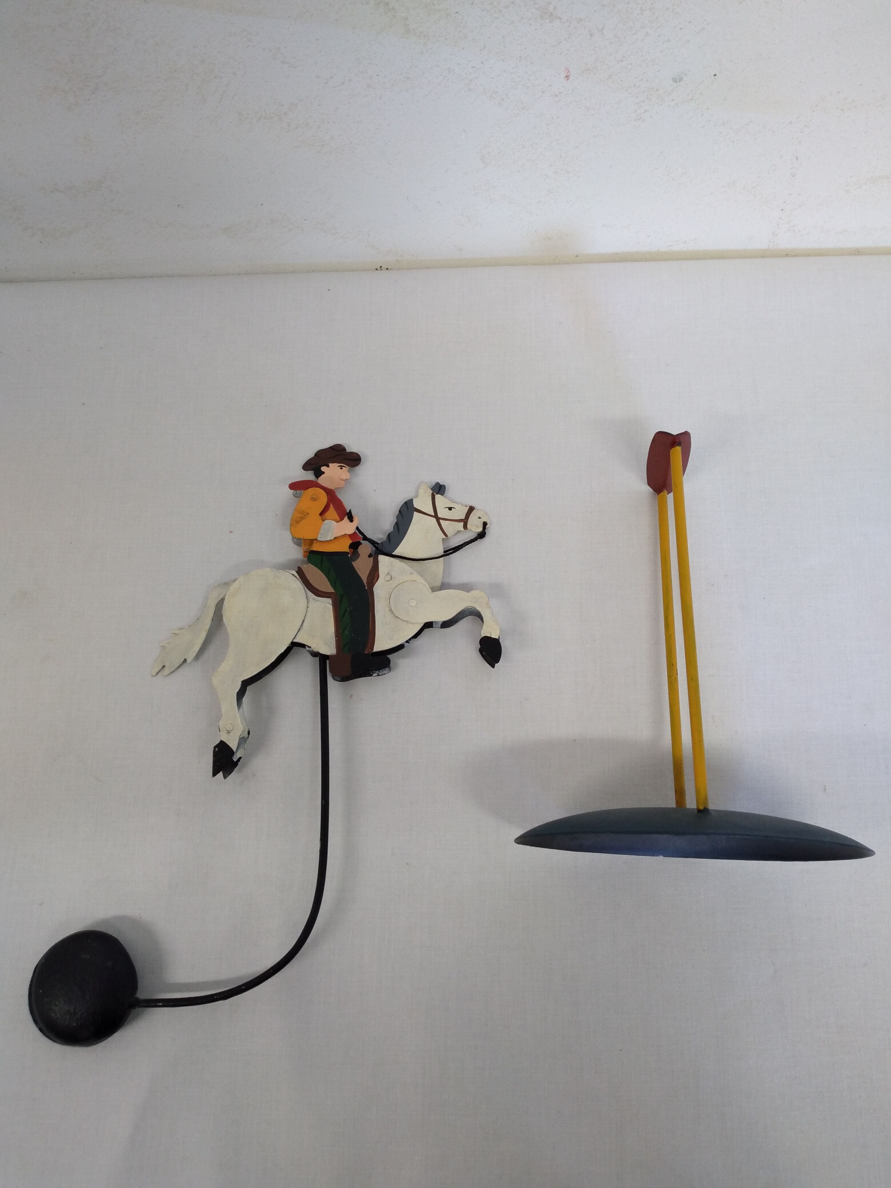 Antique metal horse balance toy