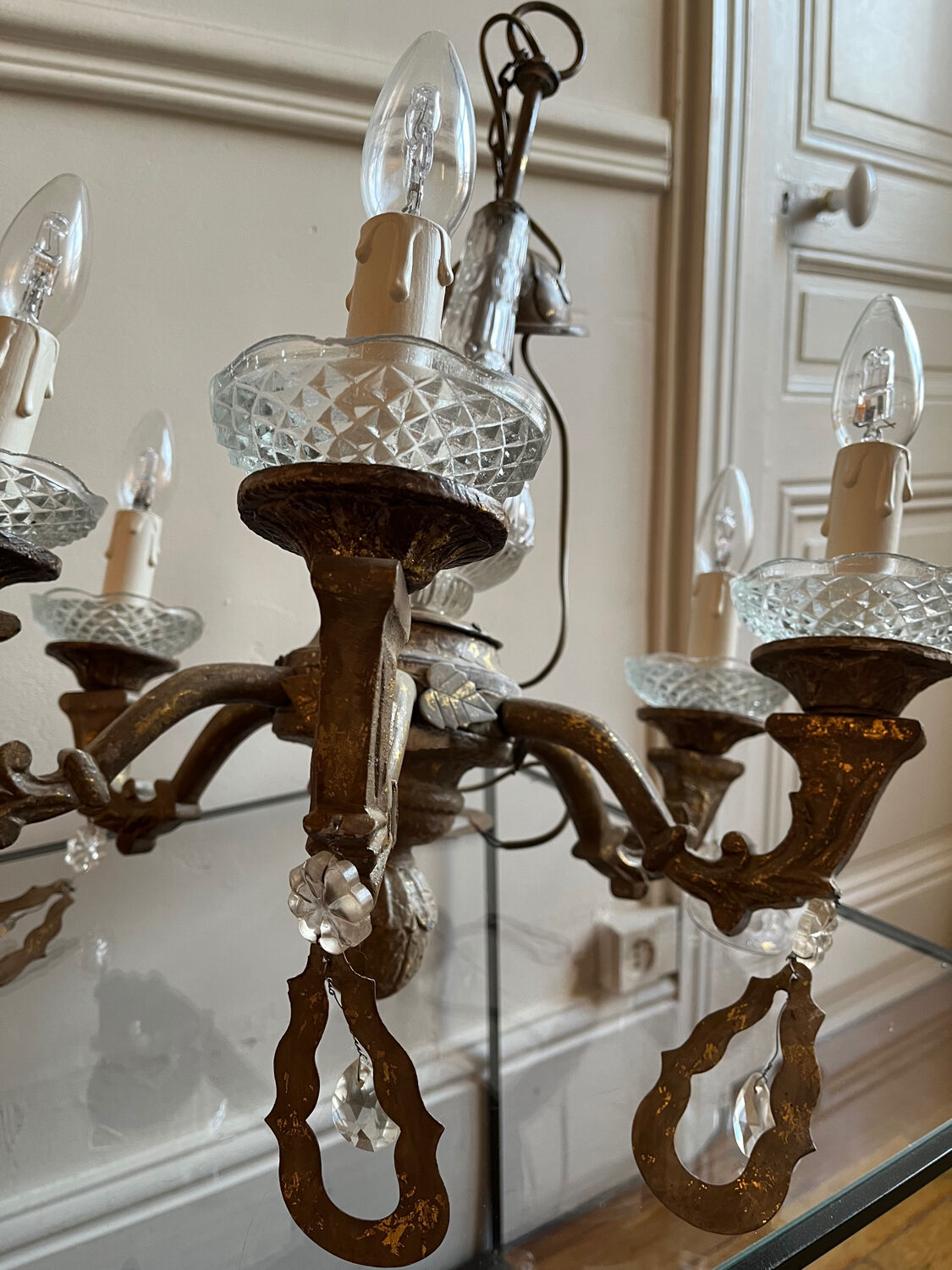 Lustre with patina, pendants and candle holders