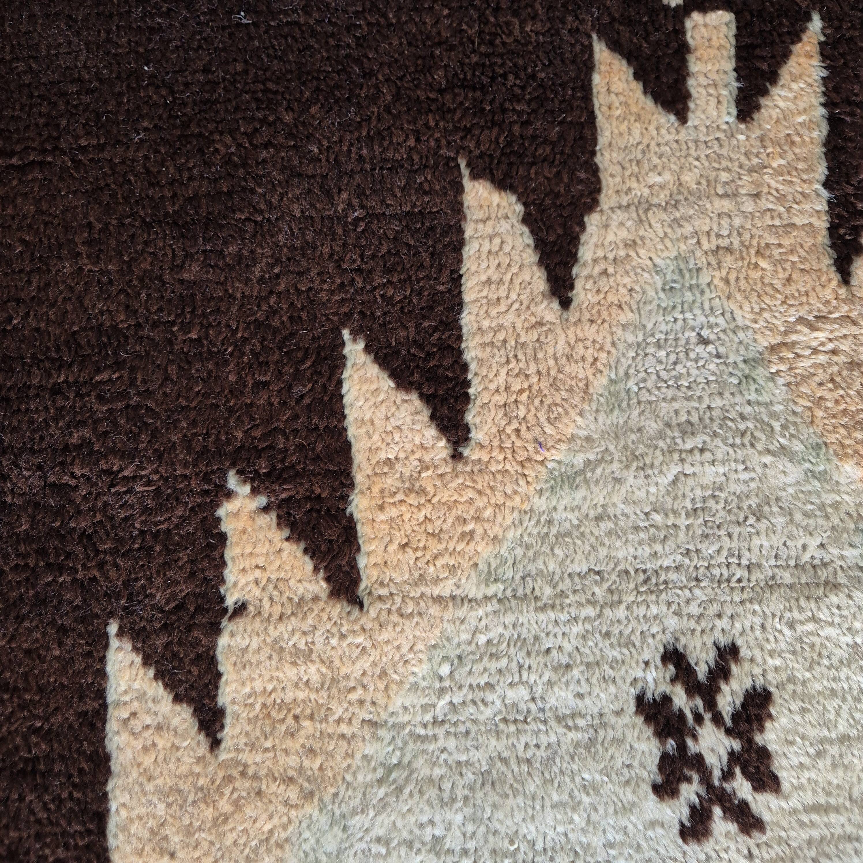 Old Taznakht Berber rug 150x245