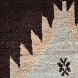 Old Taznakht Berber rug 150x245