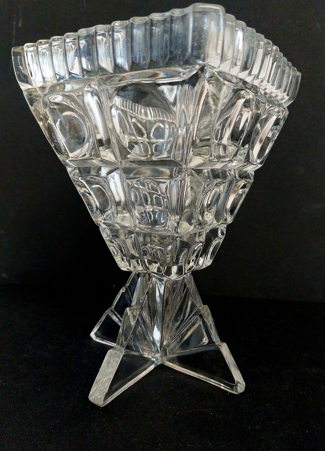 Vintage vase 30s Czechoslovakia