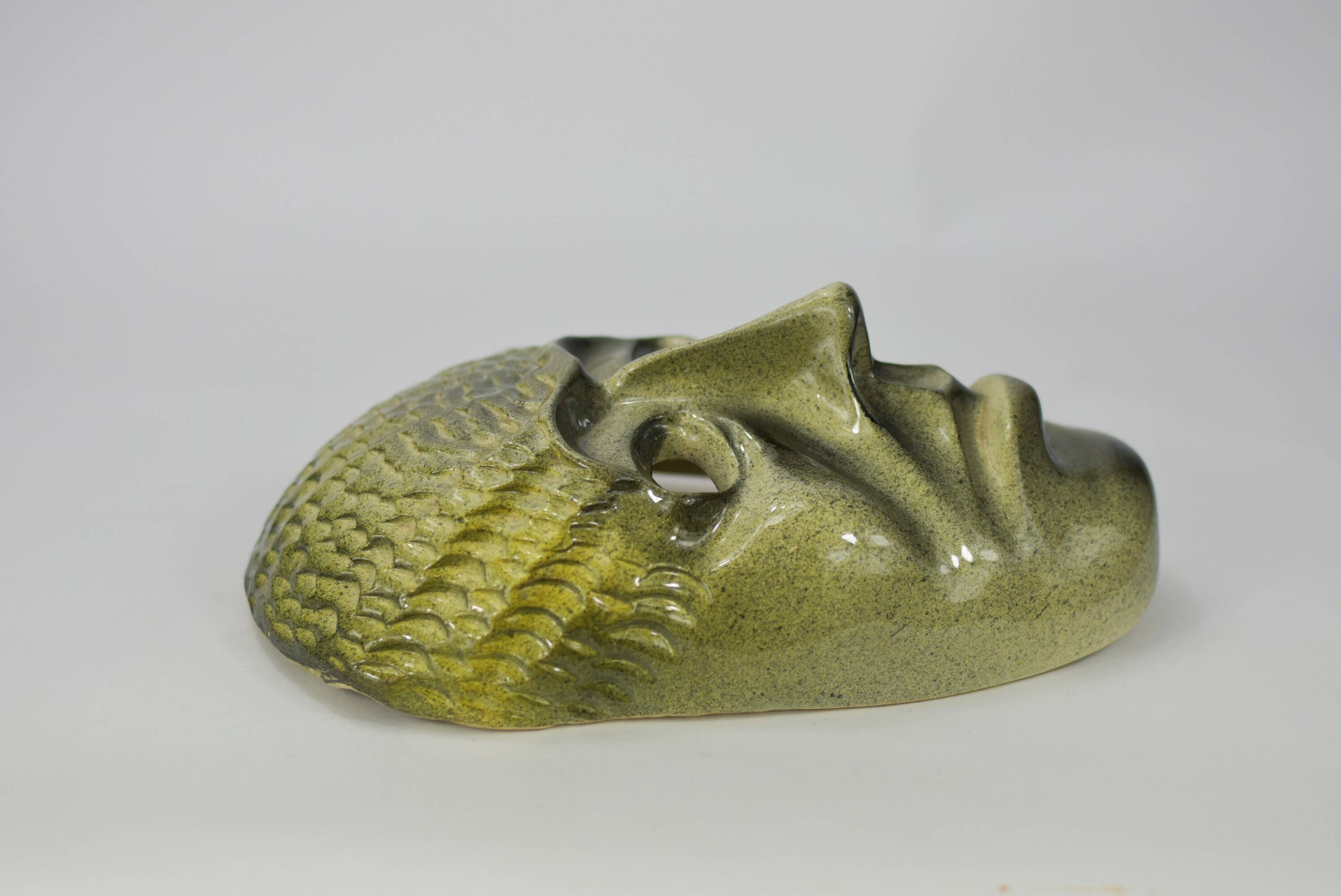 Green mask