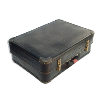 Old suitcase in vulcanized fiber
