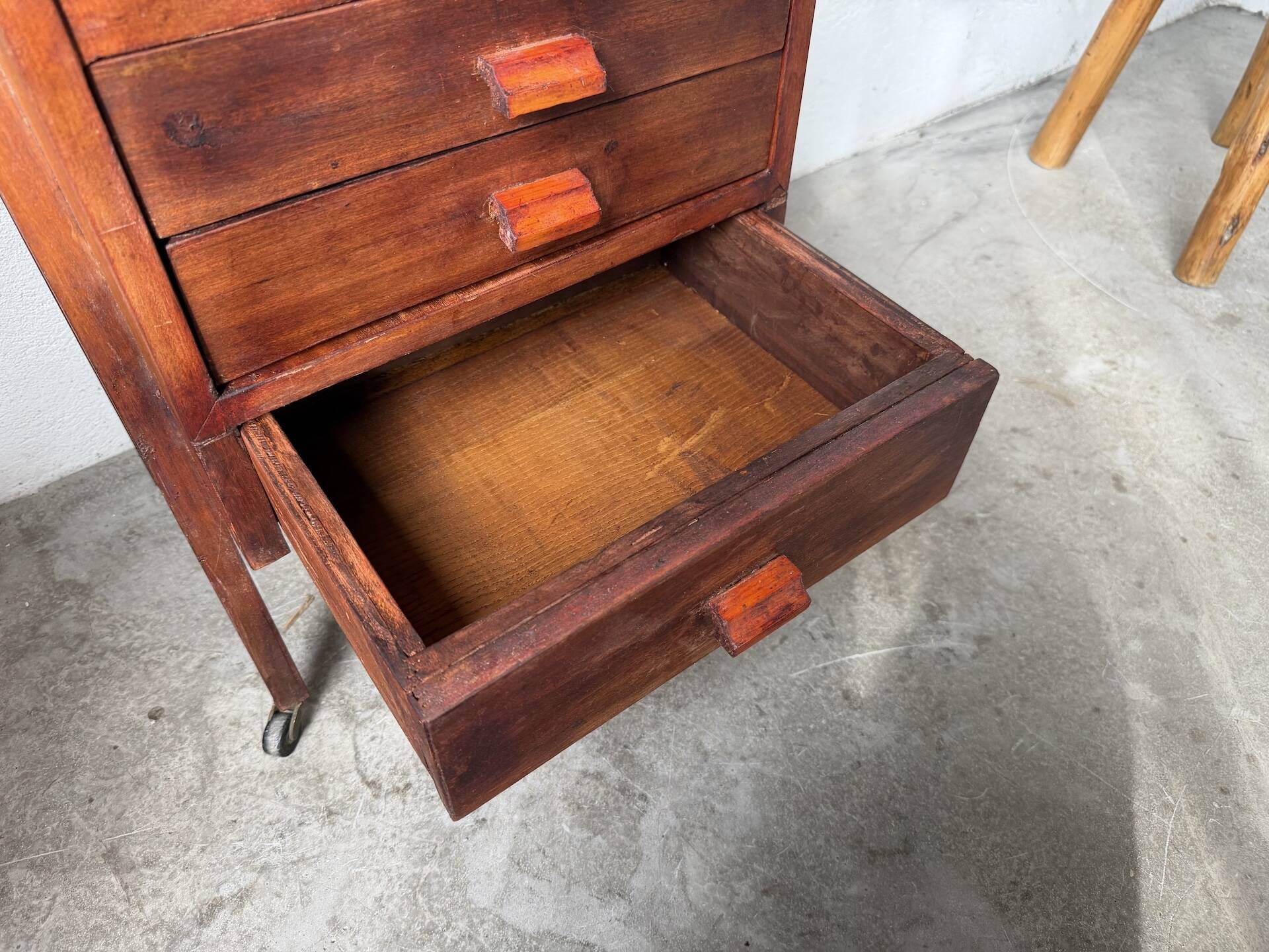 Small side table / Bedside table