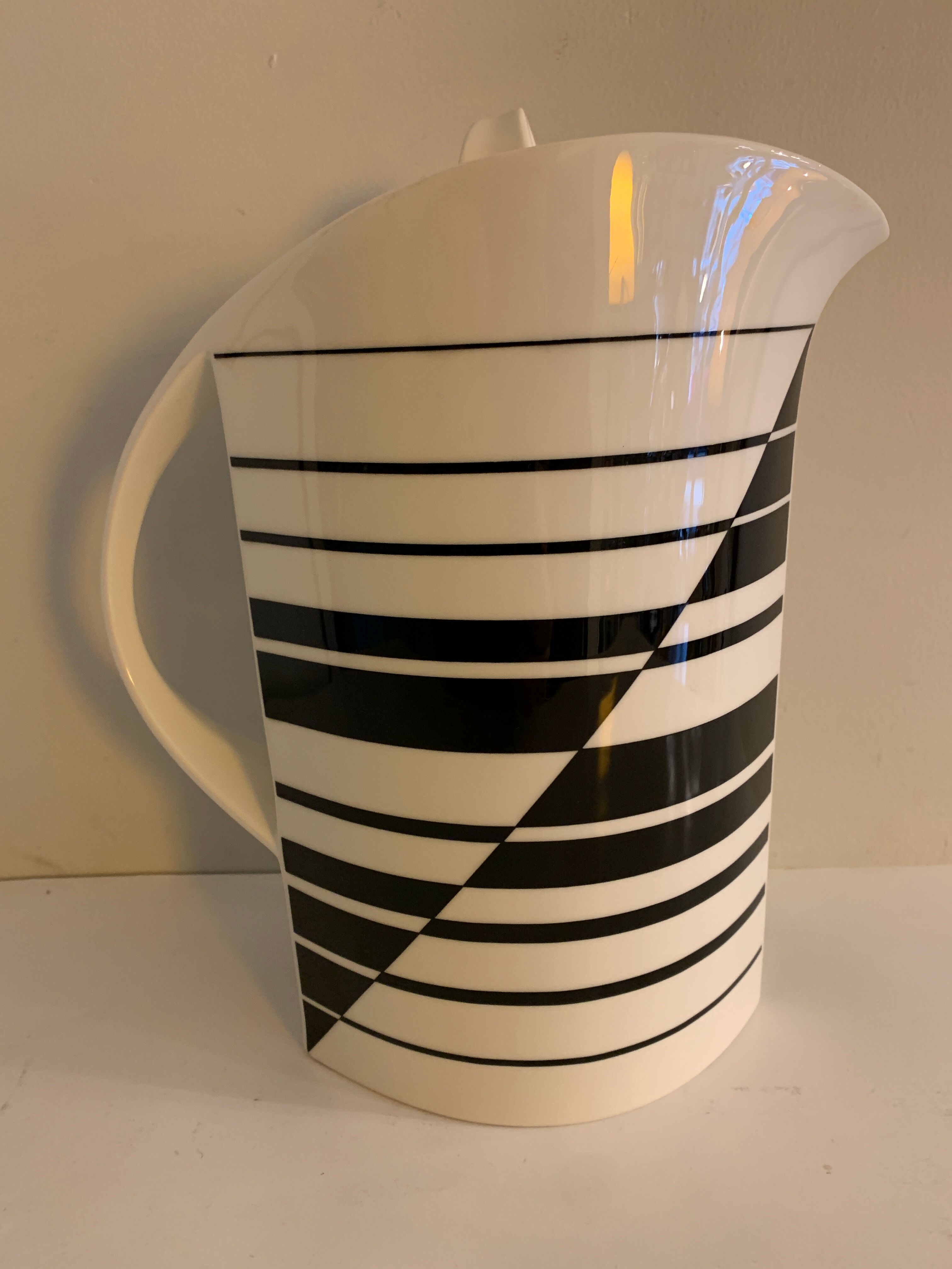 Verse tea coffee and milk pot Villeroy and Boch, Linea collection