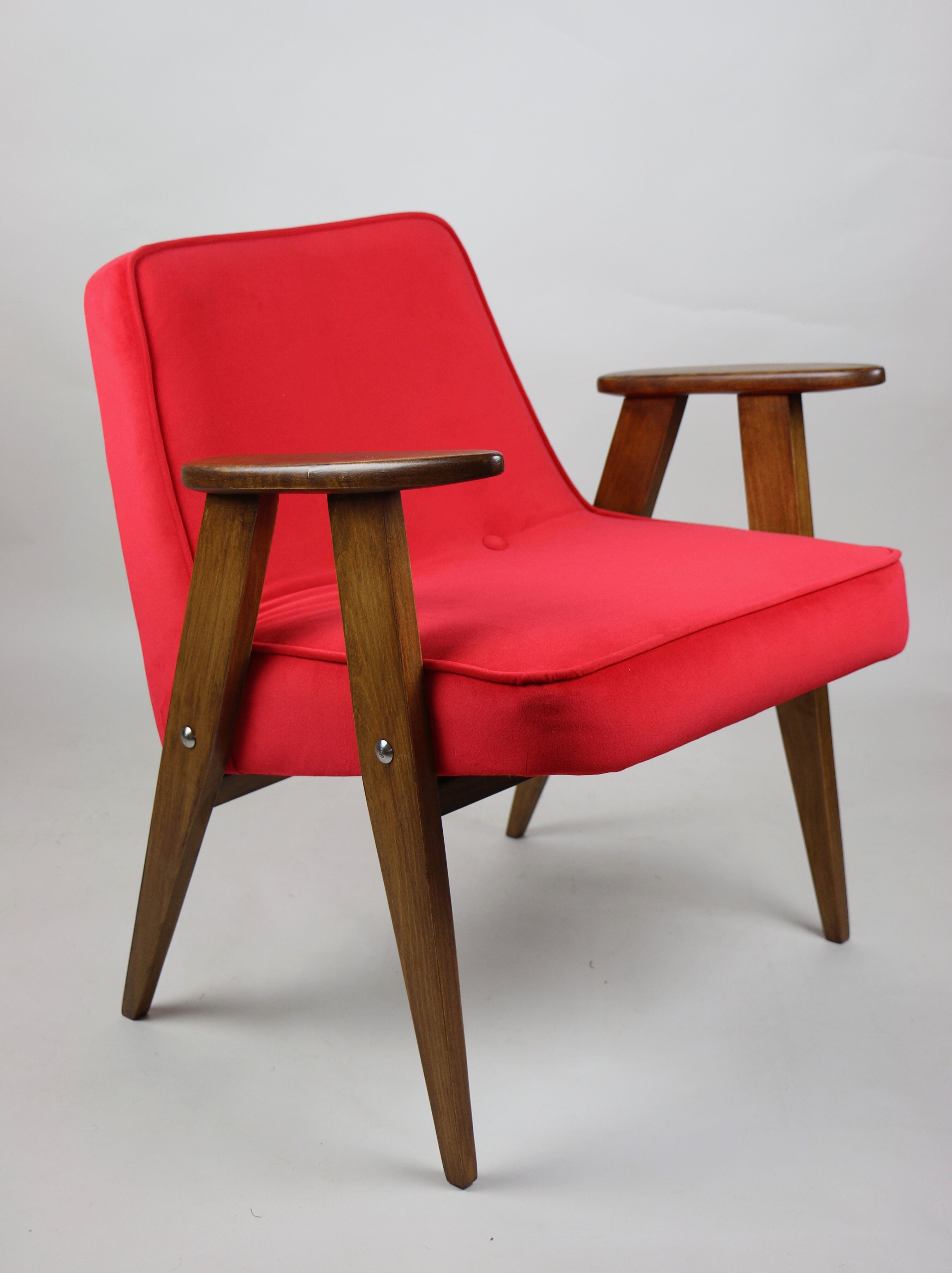 Red Velvet 366 Lounge Chair by Józef Chierowski, 1970s