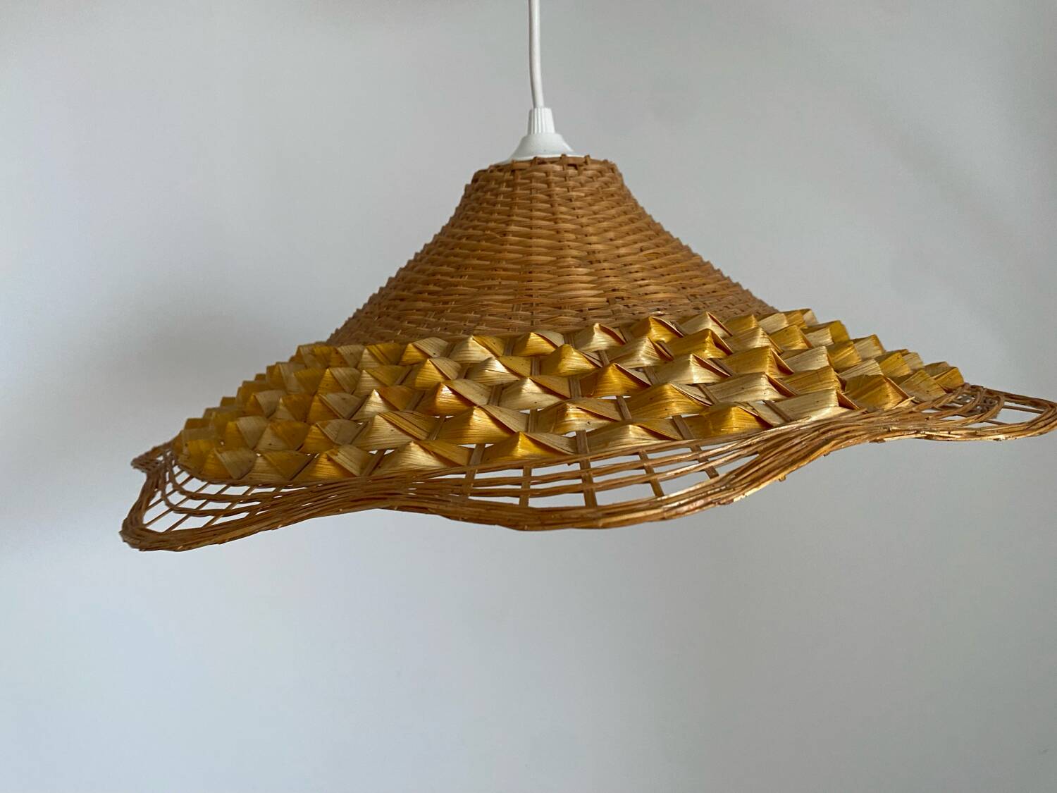 Woven wicker pendant light