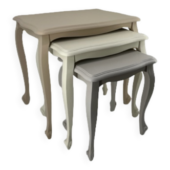 Wooden nesting tables