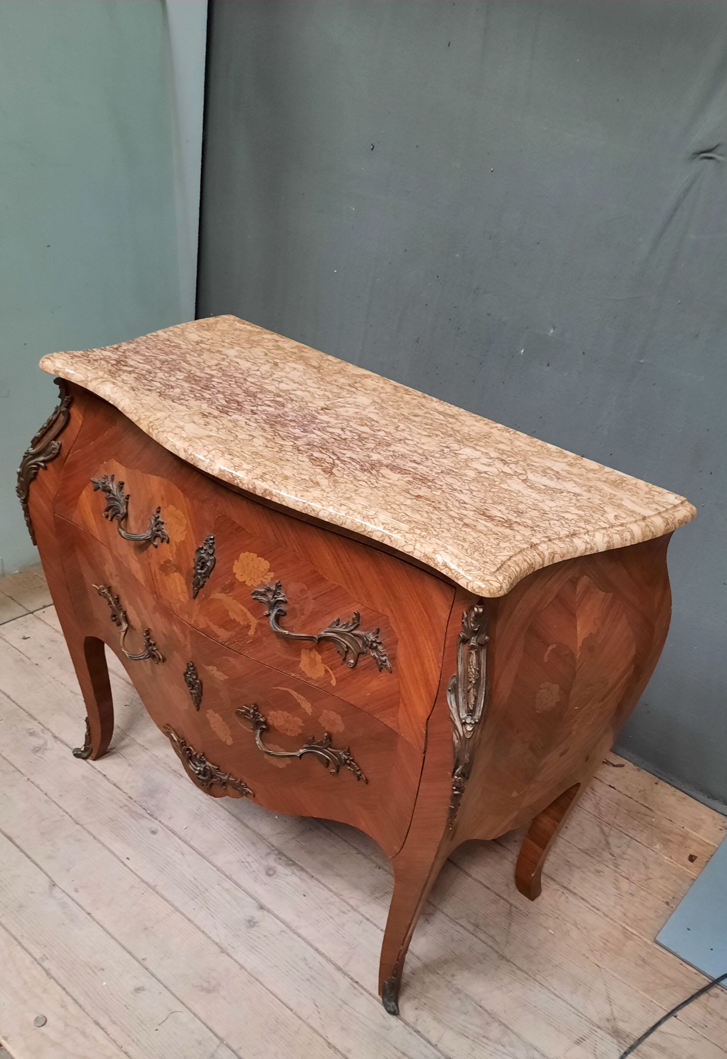 Commode in Louis XV style marquetry