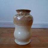 Beige vase lava effect