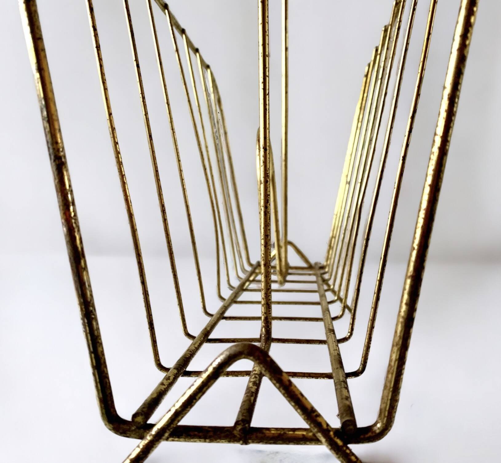 Porte-revue vintage en laiton