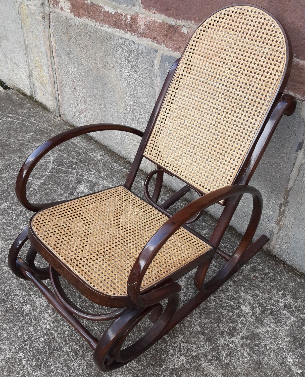 Rocking chair
