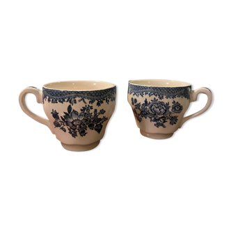 2 vintage coffee cups