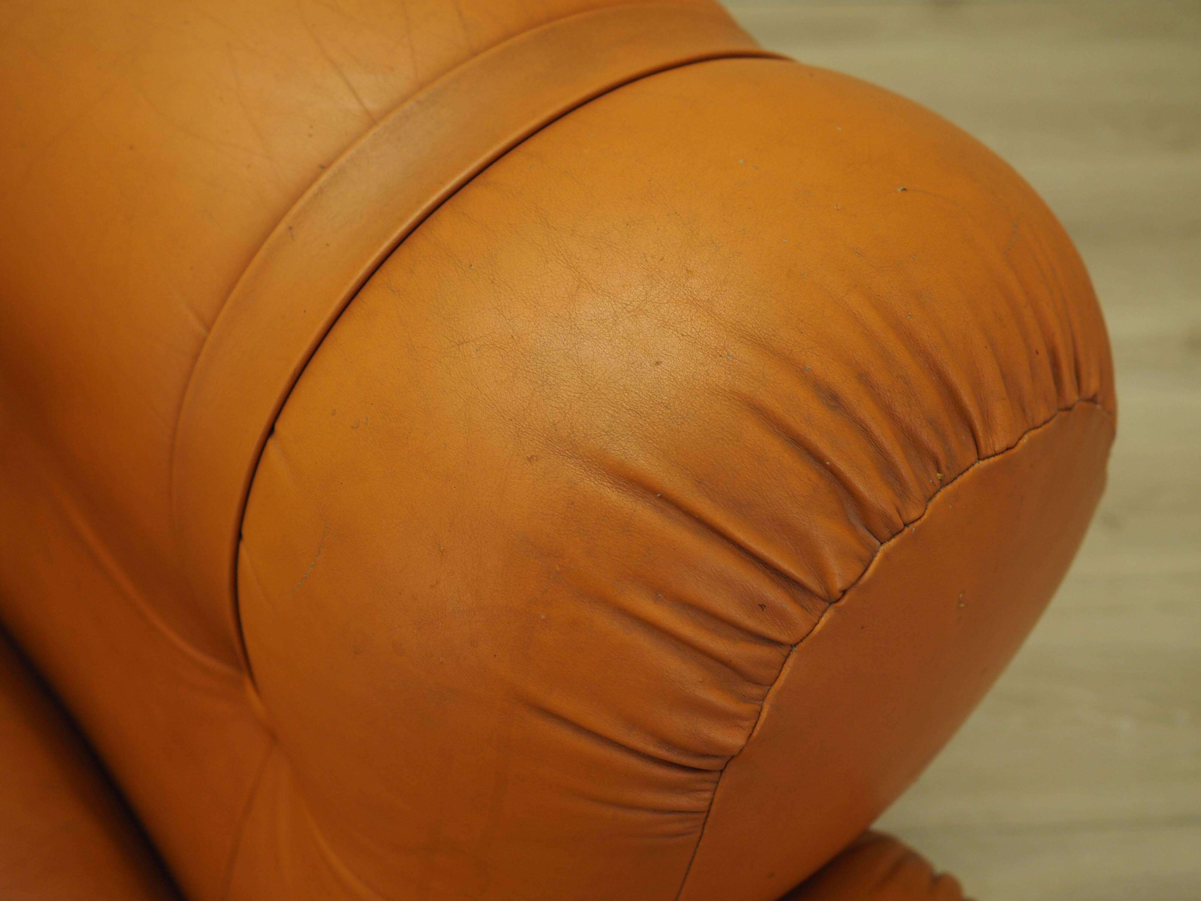 Ensemble de fauteuils orange, design Space Age, années 1960, production : Italie