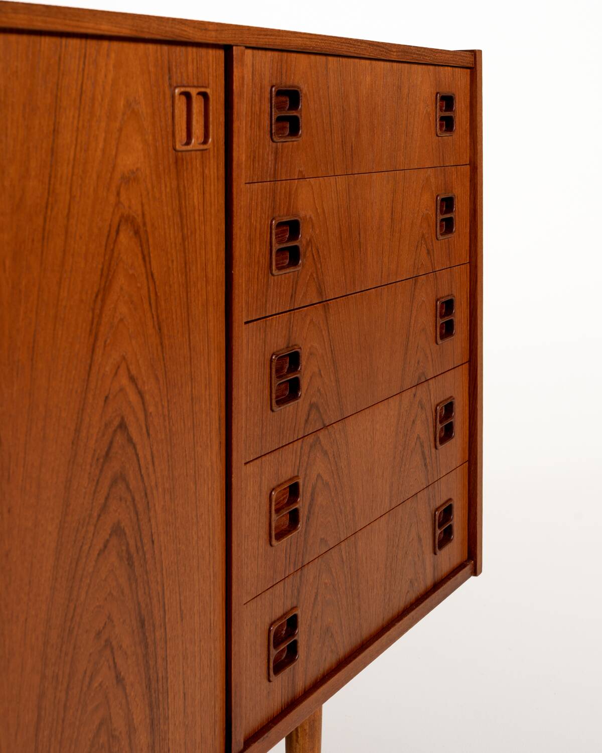 Danish teak sideboard with sliding doors, 1960s