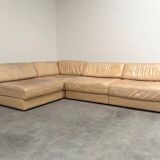 Canapé-lit/méridienne De Sede DS76 en cuir beige, années 1970