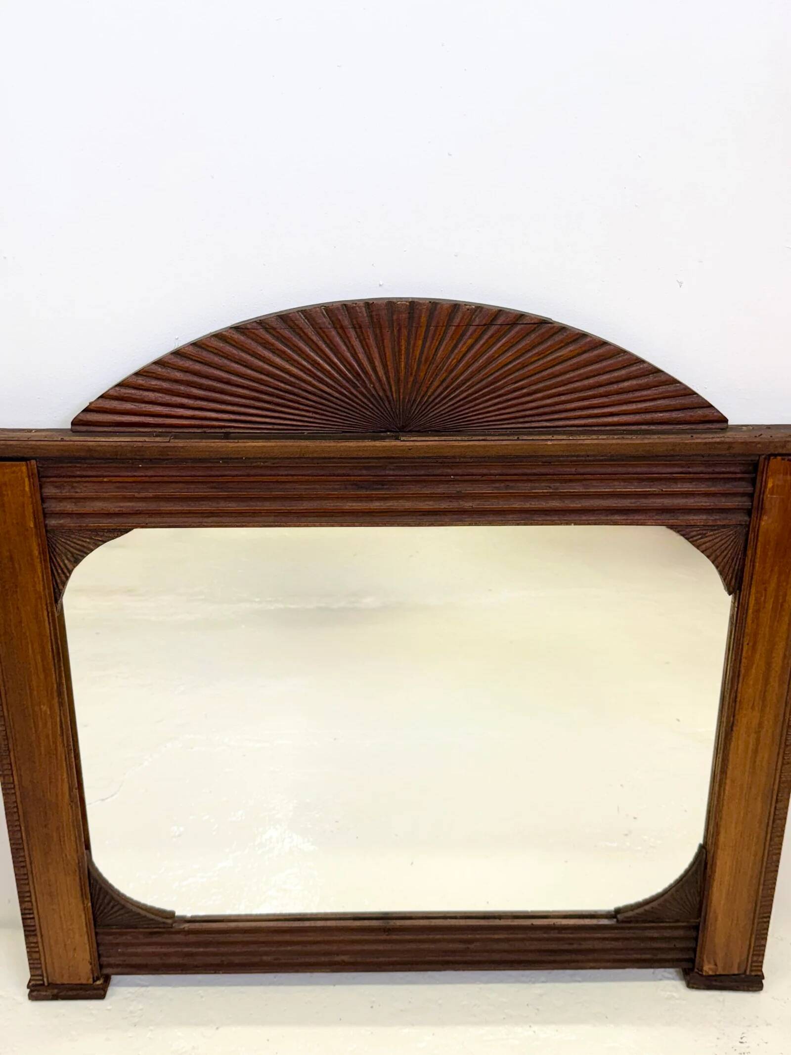 Miroir art déco en bois sculpté, 1930s