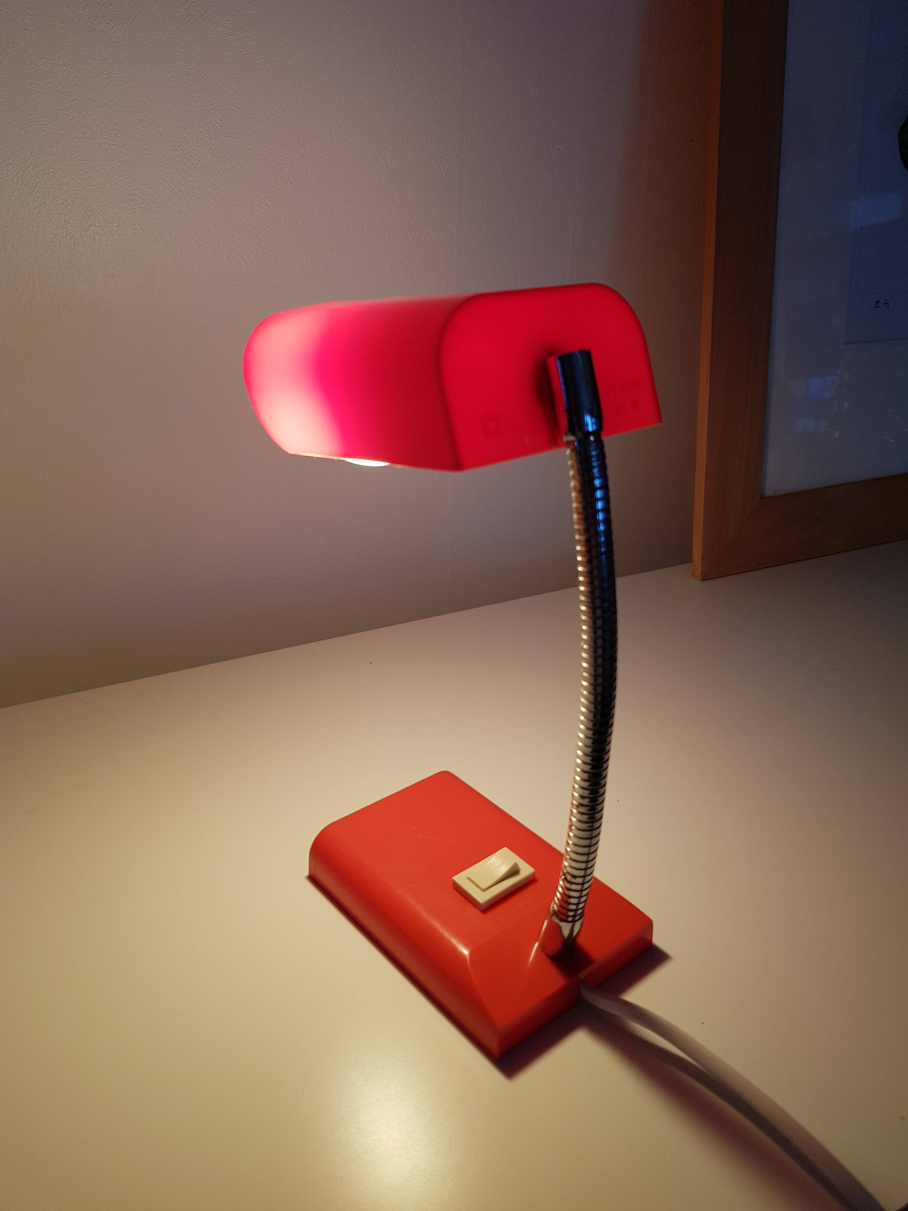 Mini lampe de bureau plastique orange