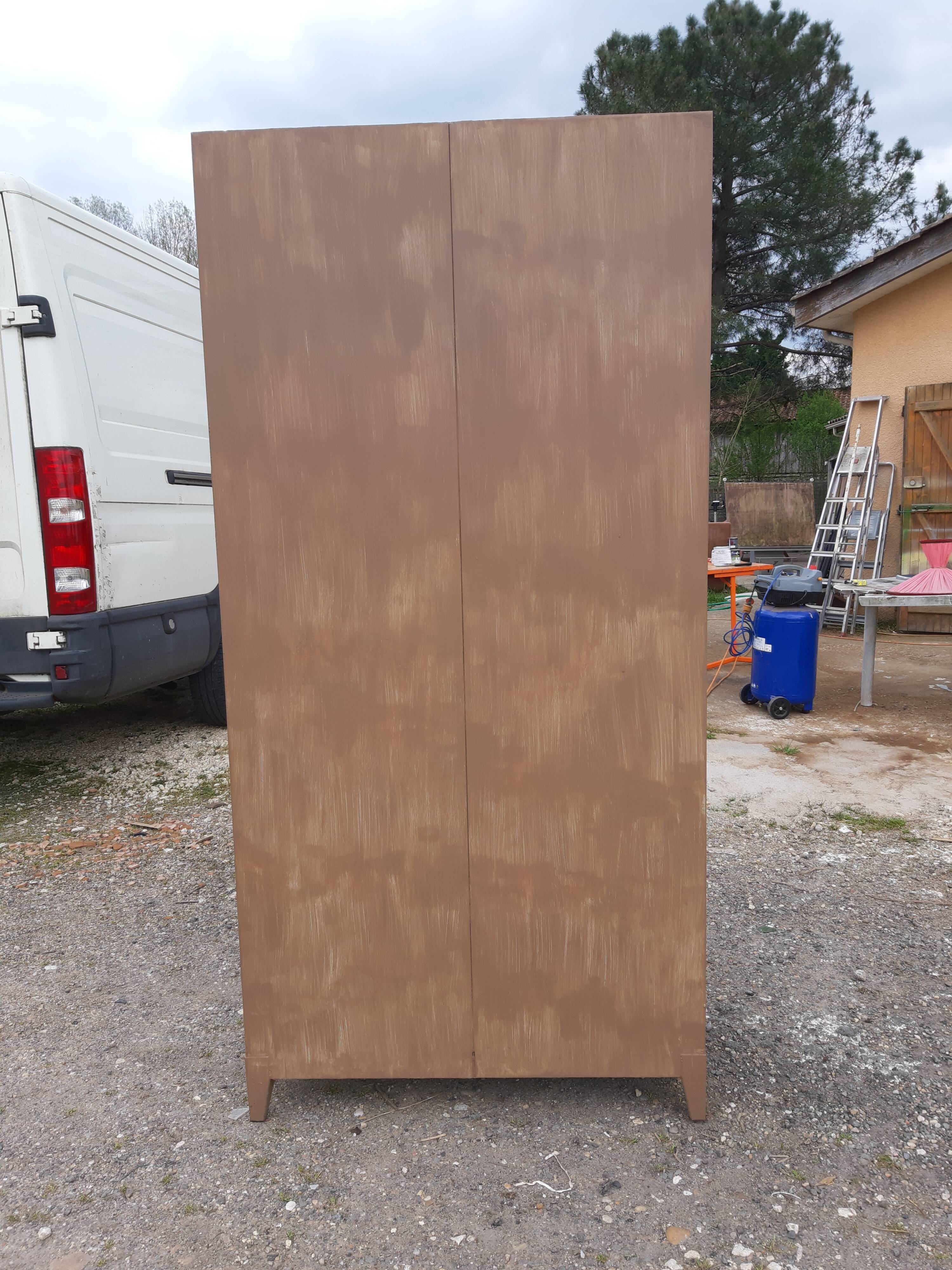 Parisian wardrobe brown metal