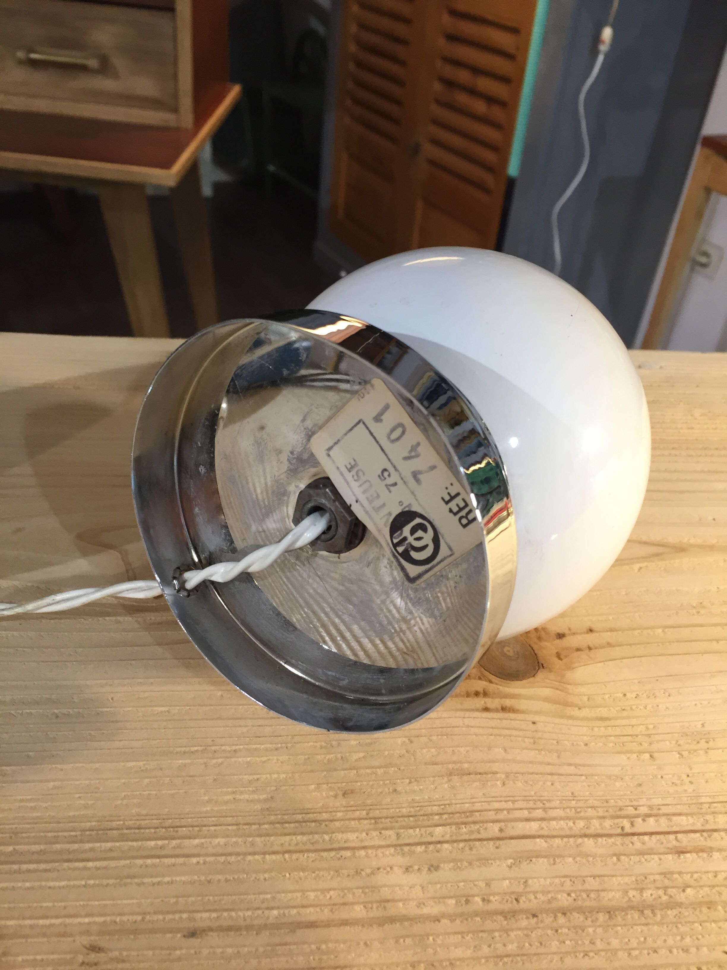 Pair of lamp footings