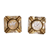 Lot de 2 cendriers d'époque en laiton sculptés et gravés main