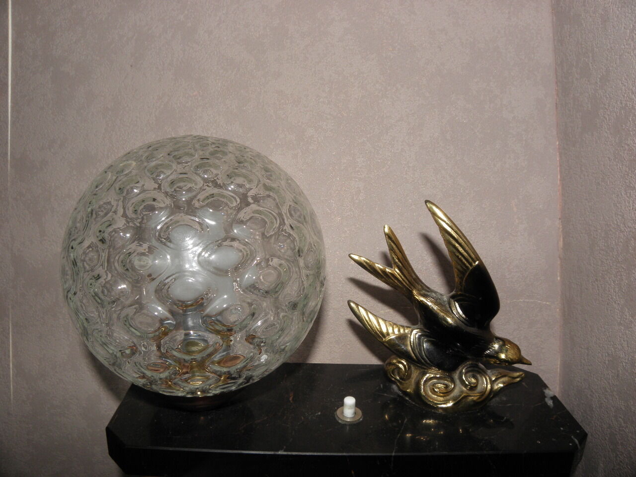 Art Deco marble figurine table lamp