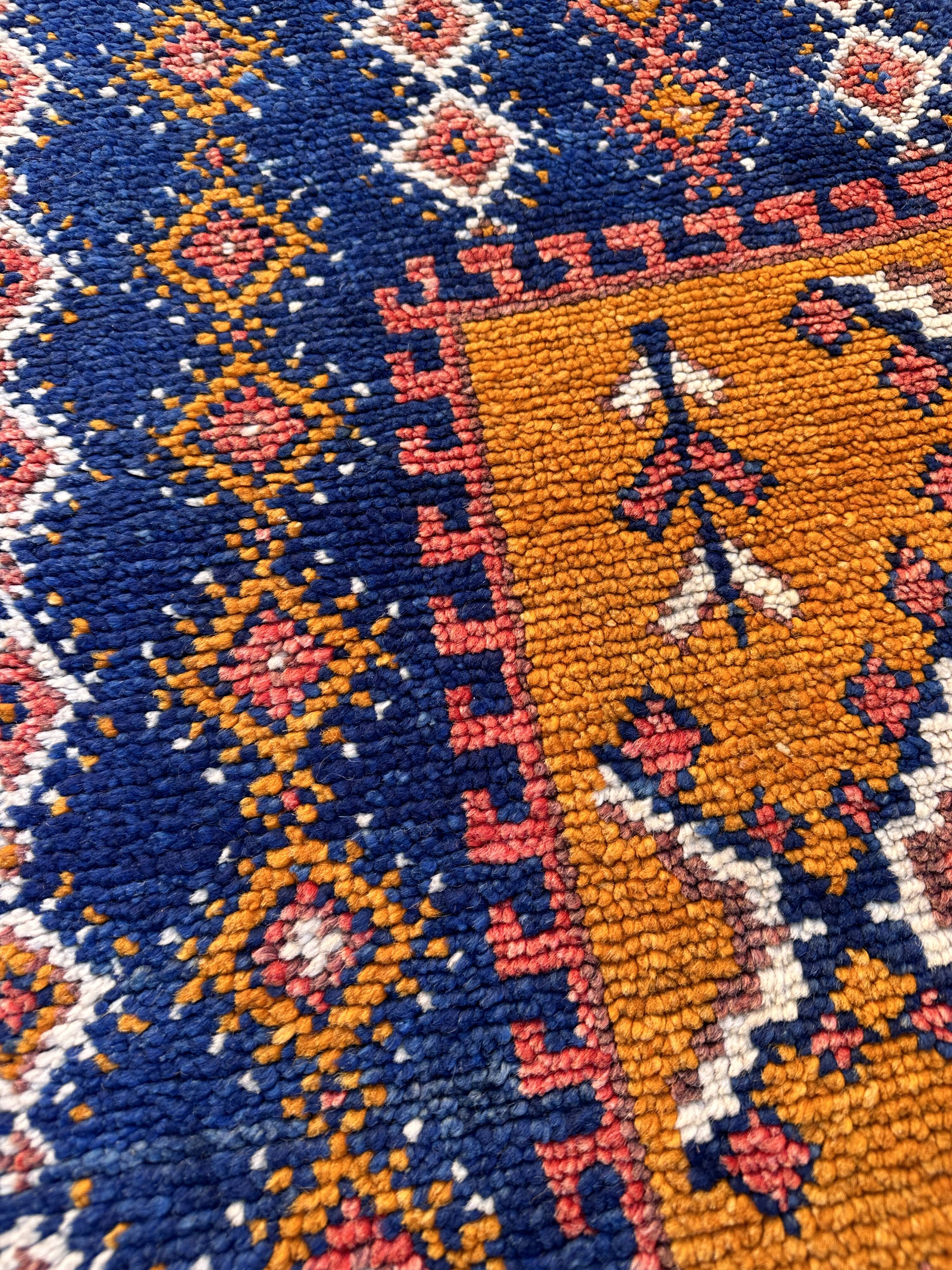Colorful Taznakht Moroccan rug - 259 x 144 cm
