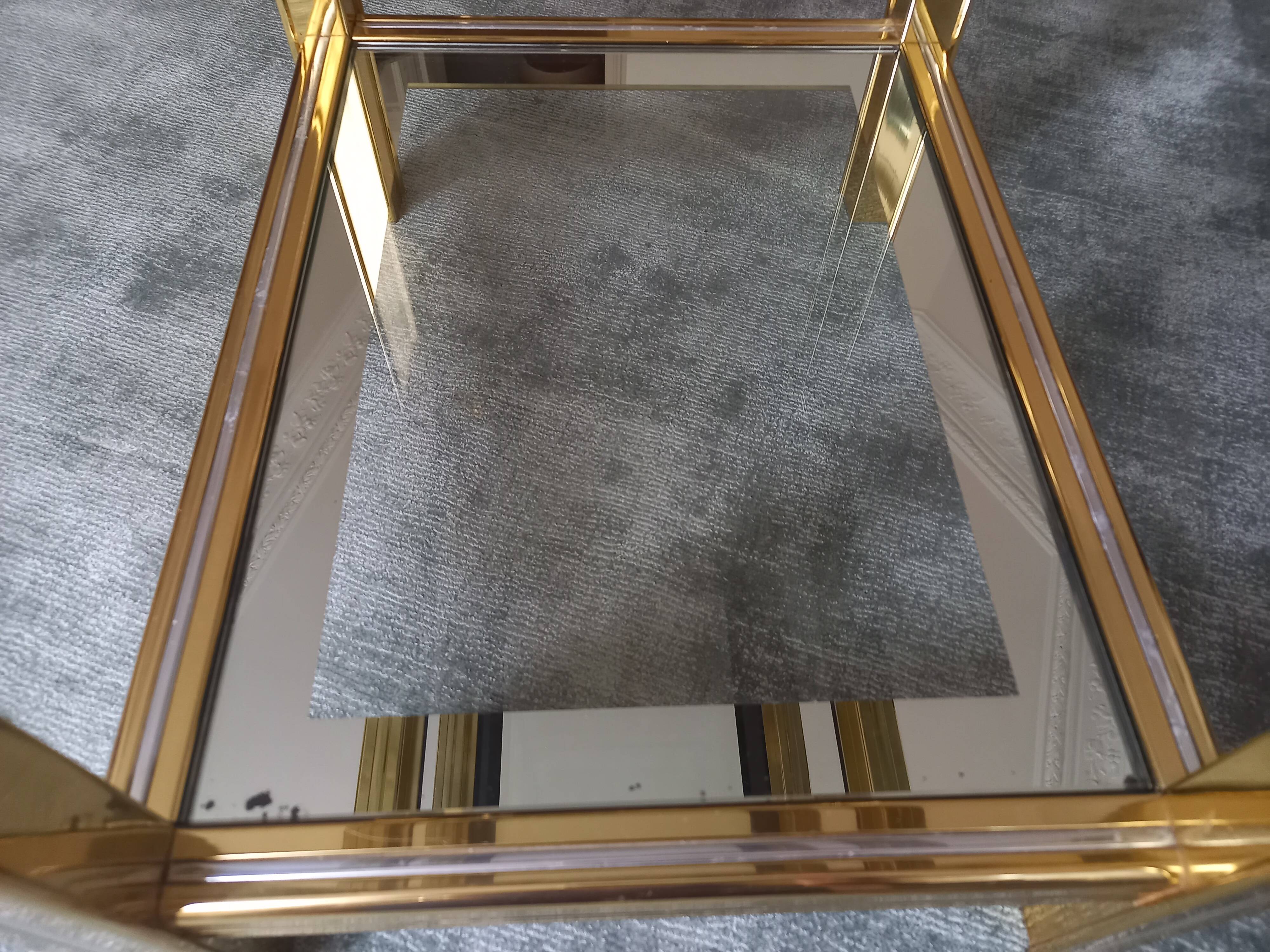 Small side table / End table in Hollywood Regency style