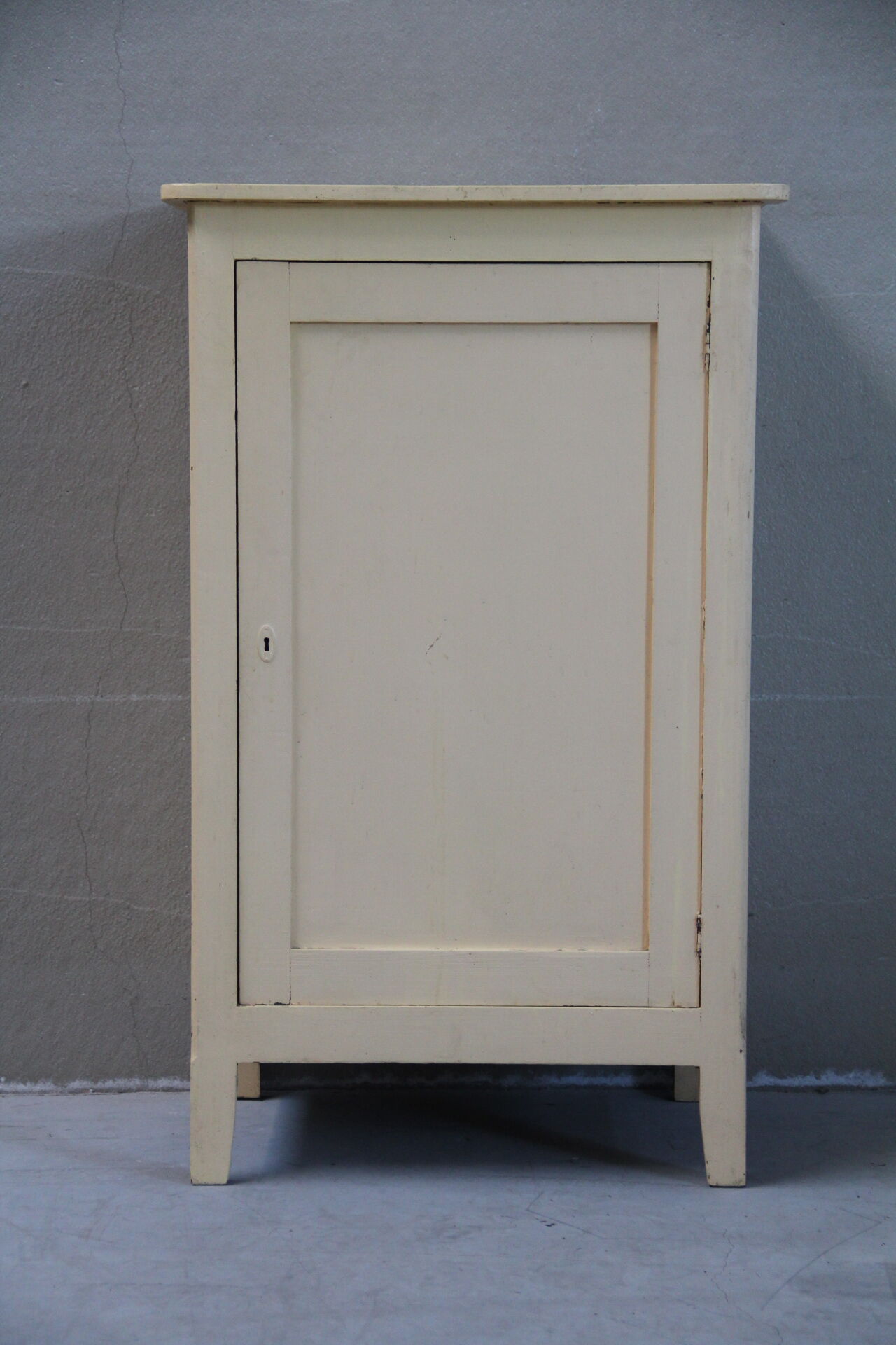 Jam maker furniture cabinet